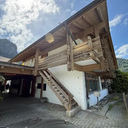Happy Life 3-wimmis-20min Interlaken-10min Thun 公寓